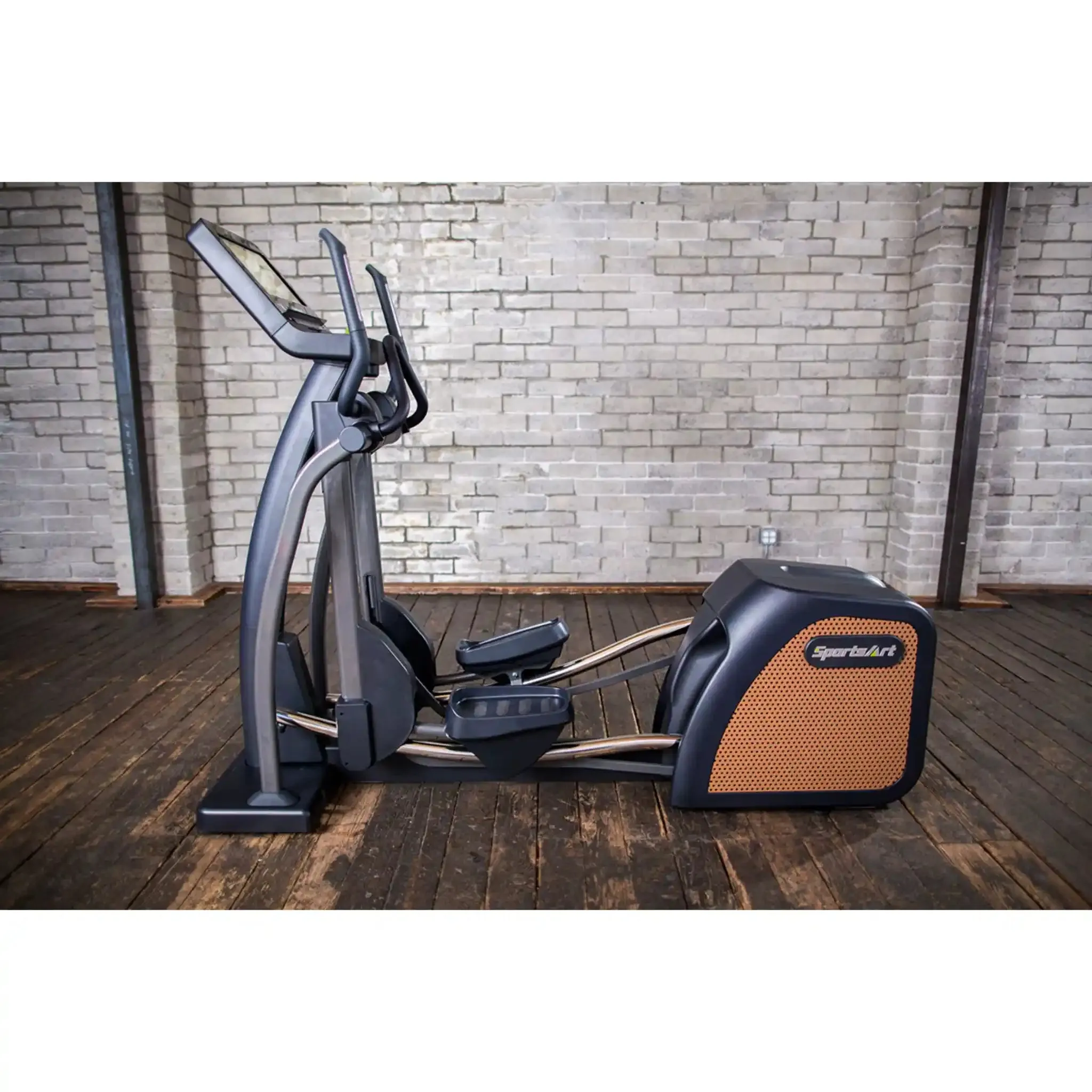 SportsArt E876-16 Status Senza Elliptical