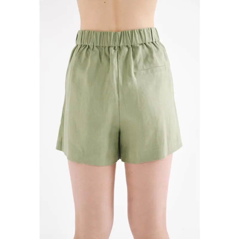 Thilda Tailored Short | Sage