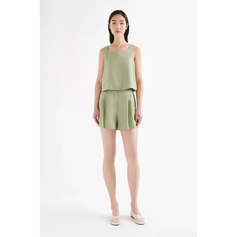 Thilda Tailored Short | Sage